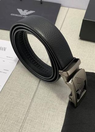 Мужской ремень с пряжкой автомат