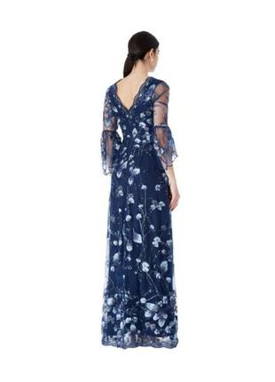 Красивые нарядное длинное платья украшено кружевными цветами, пайетками, випускной2 фото