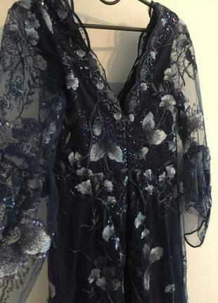 Красивые нарядное длинное платья украшено кружевными цветами, пайетками, випускной6 фото
