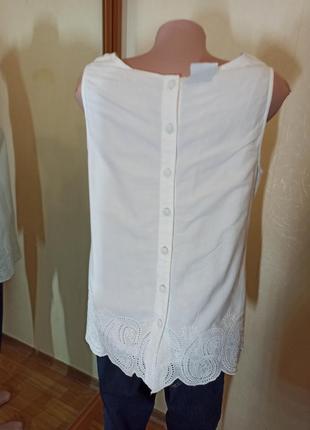 Белая блуза без рукавов из хлопка 16 размер ришелье вышивка2 фото