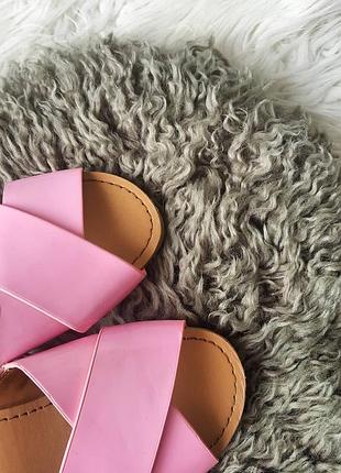 Босоніжки 2