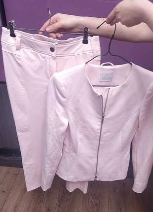 Костюм нежно розовый, женский пиджак, жакет.