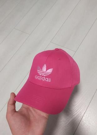 Кепка женская- adidas1 фото