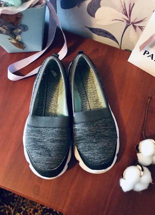 Легкие мокасины