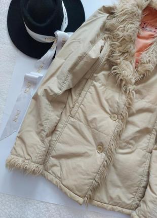 Стильна удлиненнаяя куртка молочного кольору з хутром в ідеальному состояии 🖤quicksilver🖤3 фото