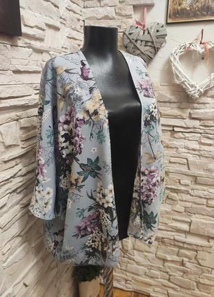 Красивая актуальная свободная серая цветочная туника накидка на купальник блуза new look2 фото