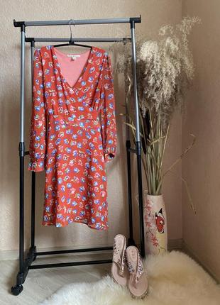 Цветочное платье на запах 14р