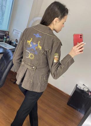 Стеганный коричневый пиджак1 фото