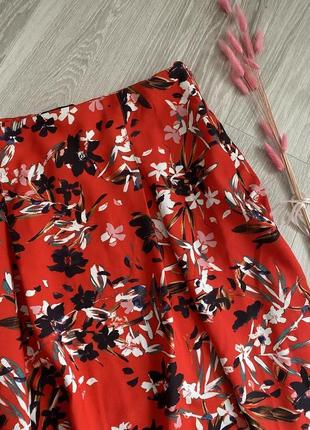 Красная миди юбка батал с карманами marks & spenser