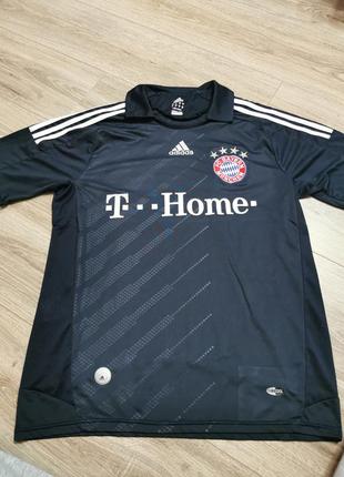 Продам футболку adidas fc bayern munchen