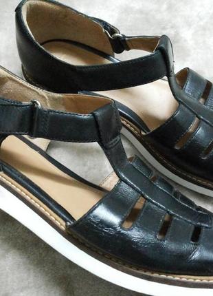Туфли-мокасины кожаные жен. 38р. clarks индонезии
