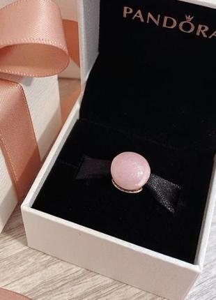 Серебряный шарм пандора rose розовый завиток #789306c01