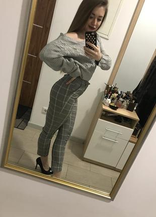 Брюки в клетку stradivarius