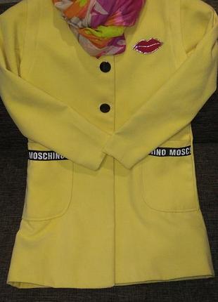 Пальто для девочки,безрукавка