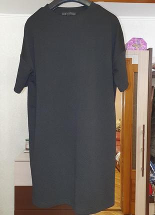 Полномерное прямокройное платье в стиле шанель