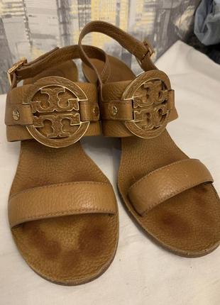 Босоножки кожные  tory burch