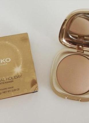 Матирующая запечённая пудра  magical holiday (02 beige) kiko milano5 фото