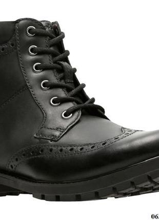 Ботинки clarks curington rise boots. р.eu44