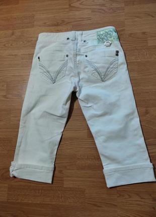 Белые джинсовые бриджи xs9 фото