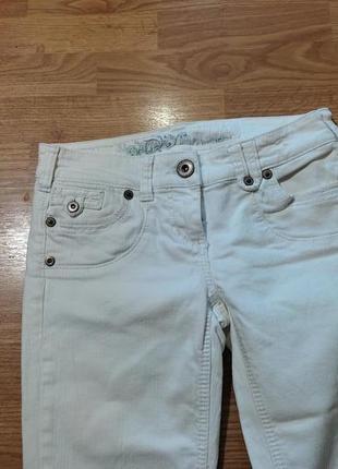 Белые джинсовые бриджи xs5 фото