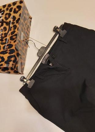 Черные брюки camomilla, италия. зауженные классические брюки. элегантные нарядные брюки1 фото