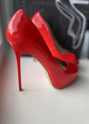 Фірмові туфлі vitto rossi1 фото