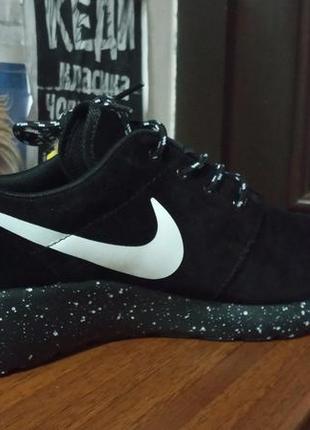 Nike roshe run black крутые кроссовки