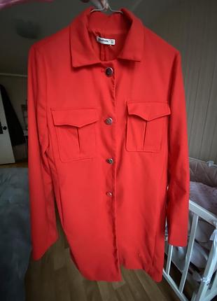 Плащ stradivarius