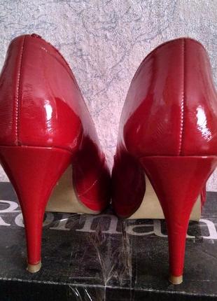 Туфли женские красные tamaris4 фото