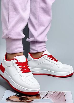 Женские кроссовки кеды