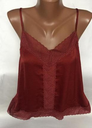 Красивая майка с кружевом