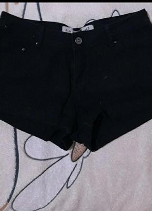 Шорти