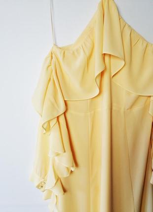Роскошное желтое платье с оборками4 фото