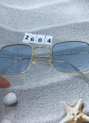 Стильні окуляри з блакитними лінзами в золотистій оправі к. 26044 фото