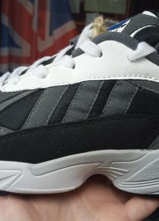 Кросівки adidas yung-1 white grey black1 фото