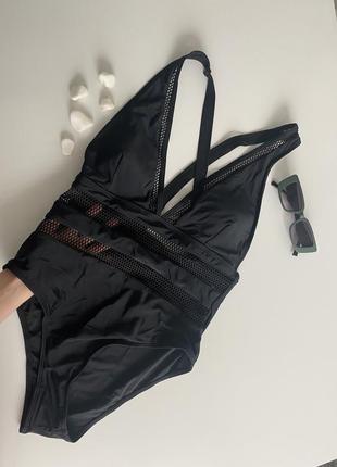 Купальник сдельный с сеточкой чёрный