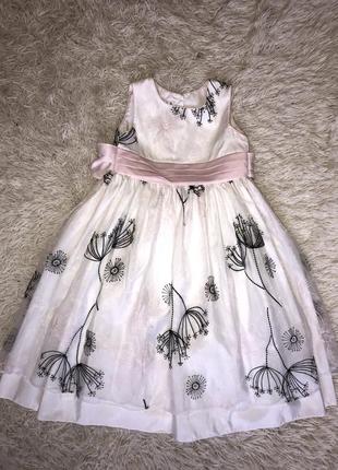 Платье на 6 лет