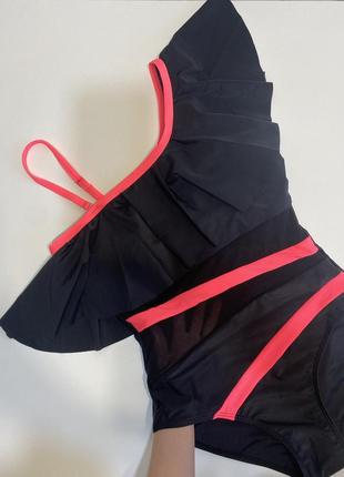 Купальник закритий чорний