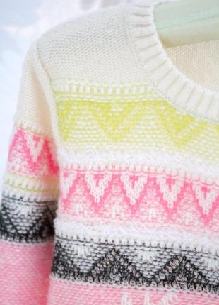 Ніжний светр з оленями2 фото