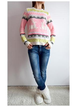Ніжний светр з оленями4 фото