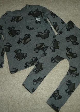 Fred&flo трикотажный костюм, пижамка на 12-18 мес