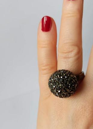 Оригінальне велике кільце . діаметр 18 мм