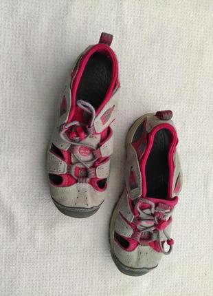 Шкіряні дитячі босоніжки