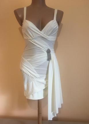 Біле плаття міні сукня айворі трикотаж масло