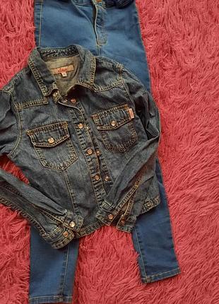 Джинсовая рубашка и скинны,джинсы