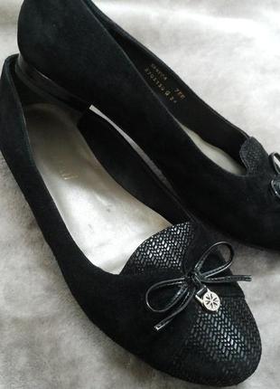 Туфли,мокасины фирменные ,кожаные жен,40р,van-dal .clarks индии