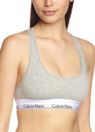 Женский комплект нижнего белья calvin klein (топ + трусы брифы), цвет серый, размер l4 фото