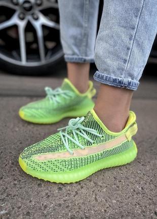 Yeezy boost 350 yeezreel
neon green рефлективные светящиеся неоновые кроссовки1 фото