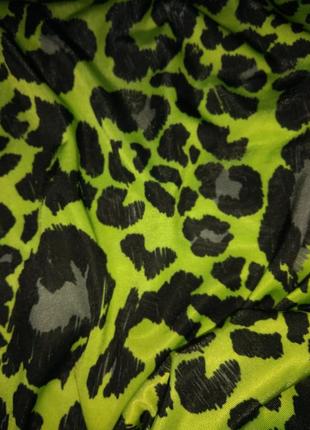 Леопард платья на стройную девушку8 фото
