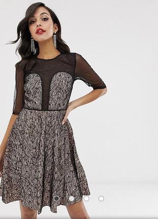 Вечірній випускну сукню з мереживом контрастним